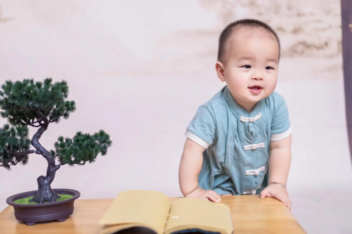 迪庆怀孕肚子坠坠的感觉